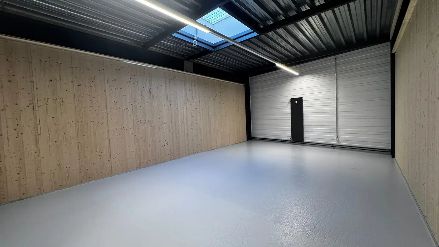 Storage space for rent - Bruggacherstrasse 16, 8117 Fällanden