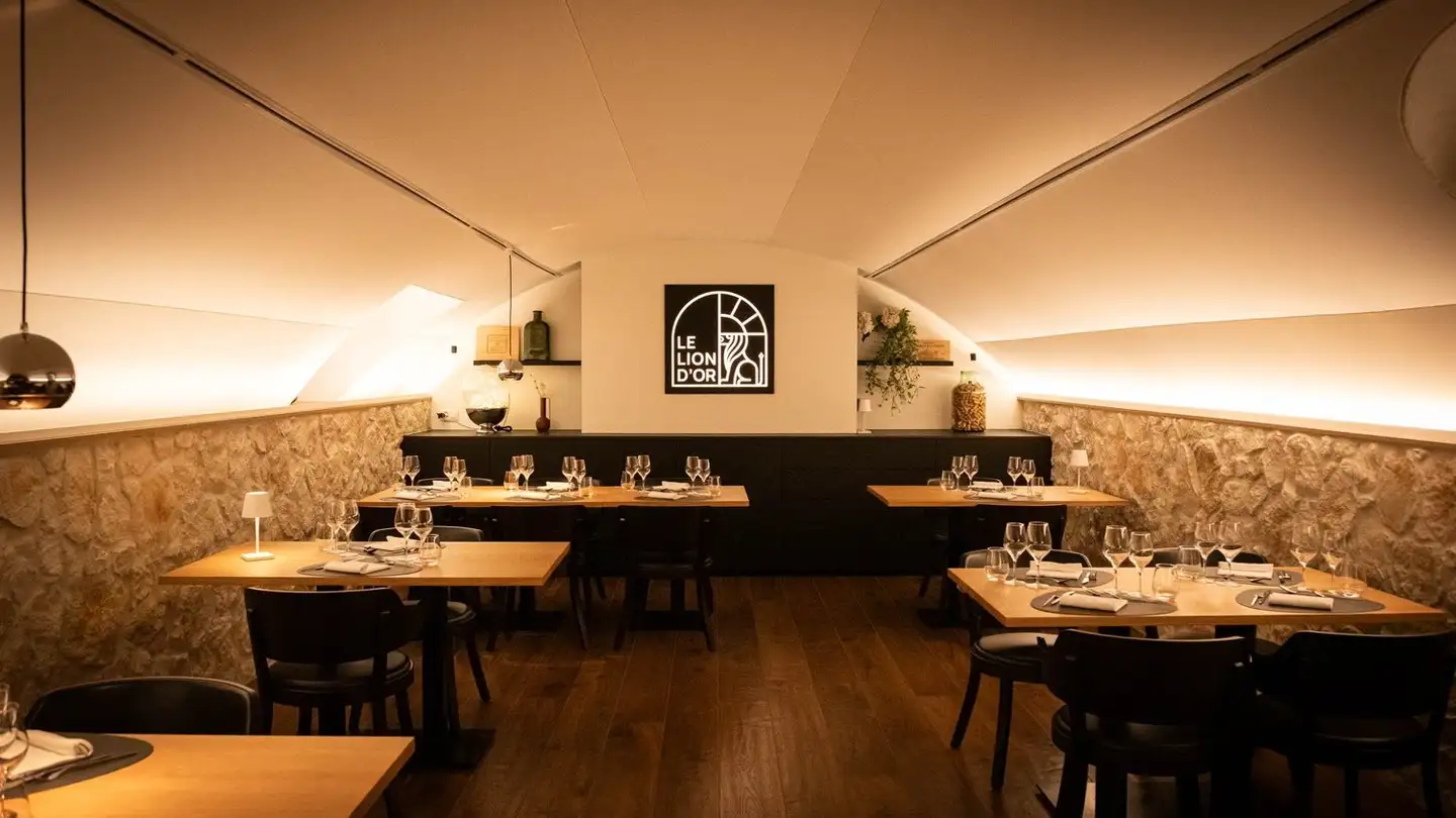 Commercial for rent - Place de l'Eglise 4, 1726 Farvagny-le-Grand - Photo 2