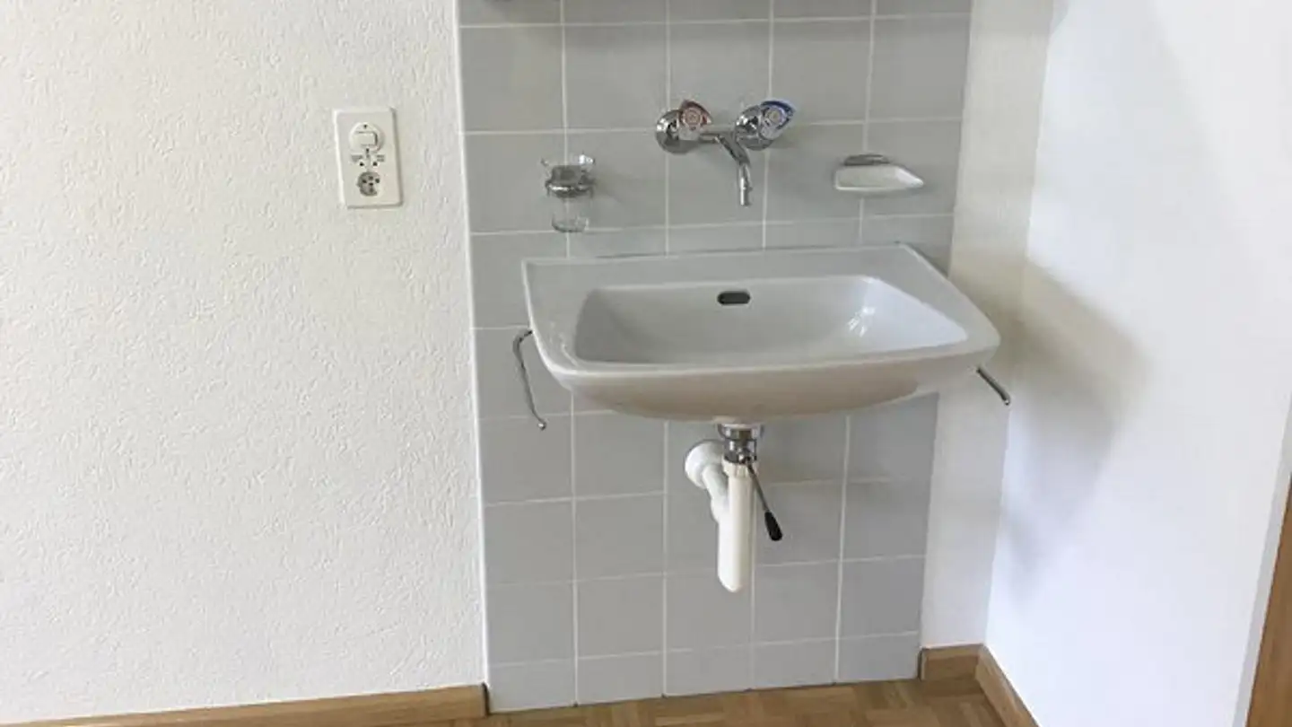 Gewerbe mieten - Zihlackerstrasse 6, 4153 Reinach BL - Foto 3