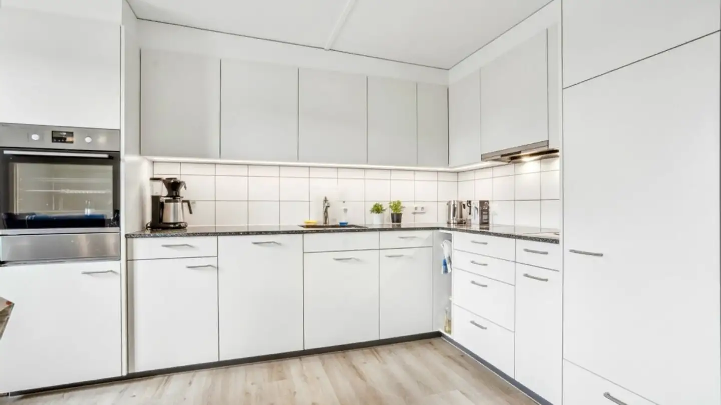 Mixed-use building for sale - Dorfstrasse 100, 5728 Gontenschwil