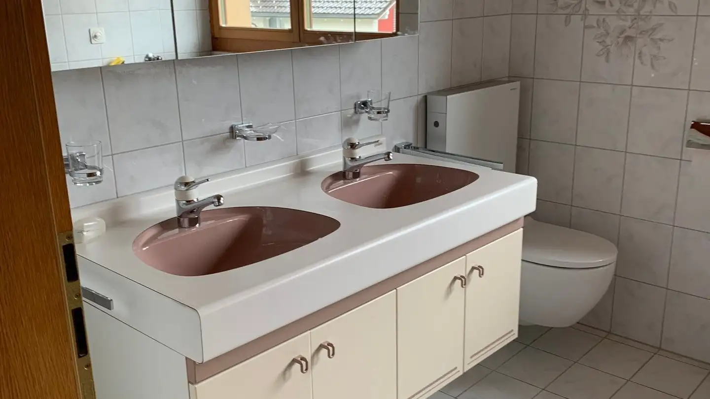 Apartment for rent - Edikerstrasse 9a, 8340 Hinwil - Photo 3