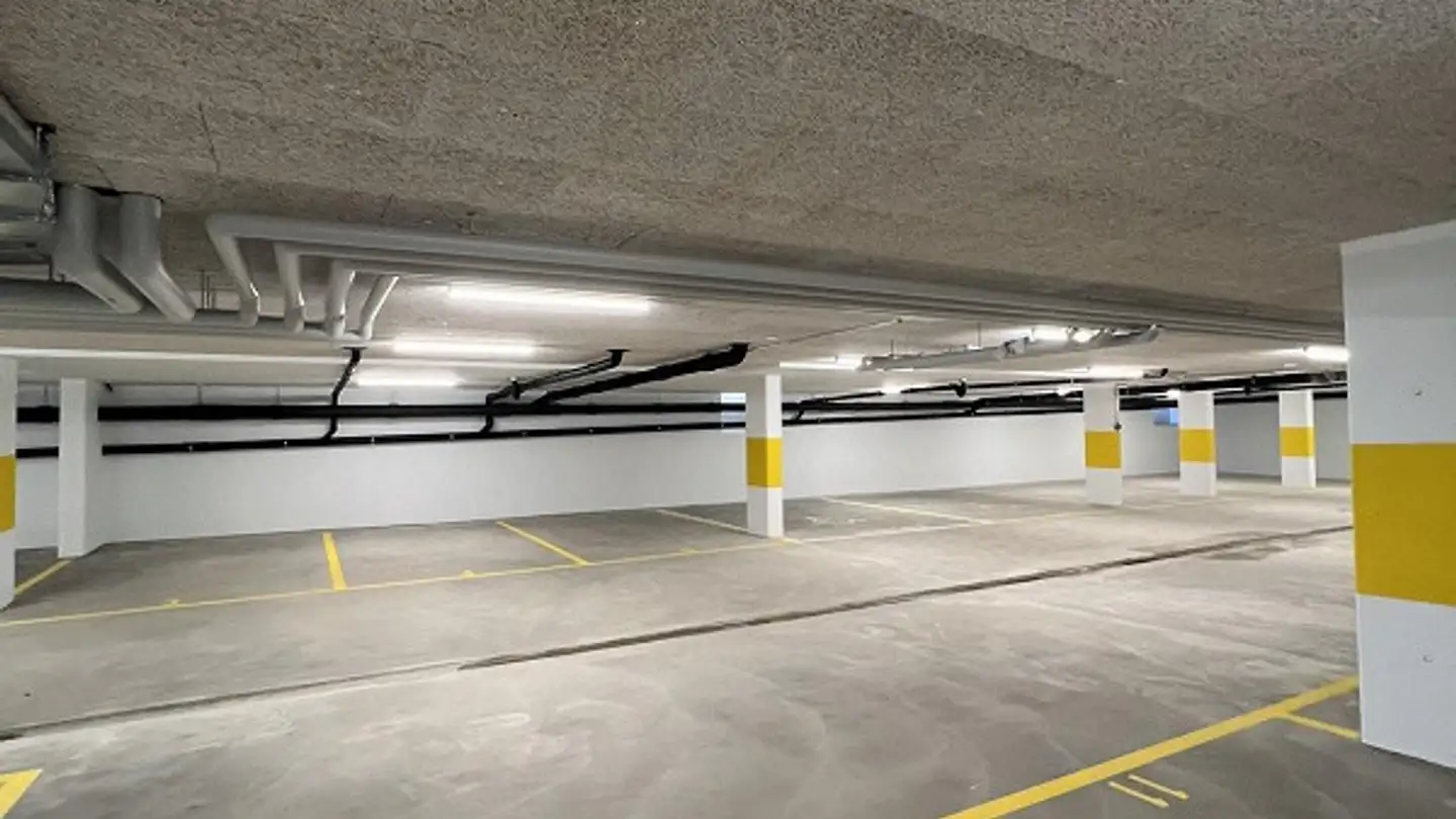 Tiefgaragenstellplatz mieten - Sappetenstrasse, 4416 Bubendorf - Foto 2