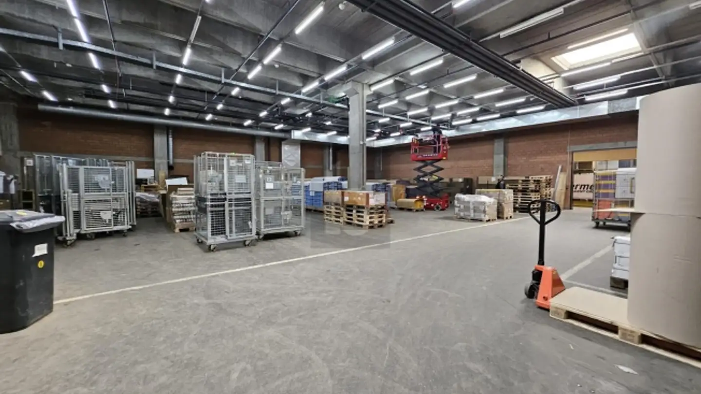 Espace de stockage à louer - 8112 Otelfingen