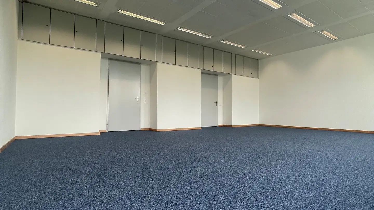 Spazio ufficio in affitto - Joweid Zentrum 1, 8630 Rüti ZH - Photo 2