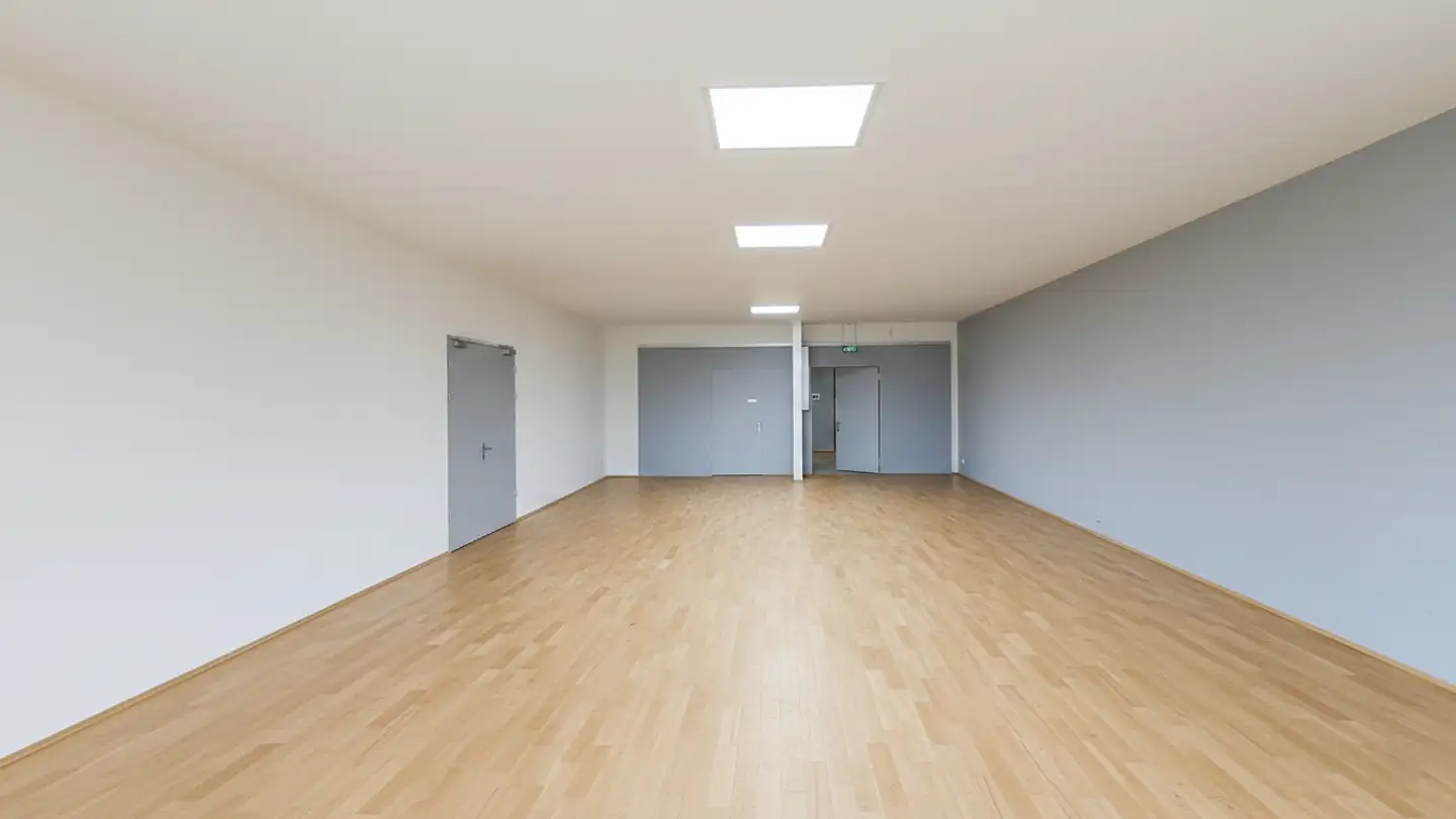 Commercial à louer - Räffelstrasse 32, 8045 Zürich