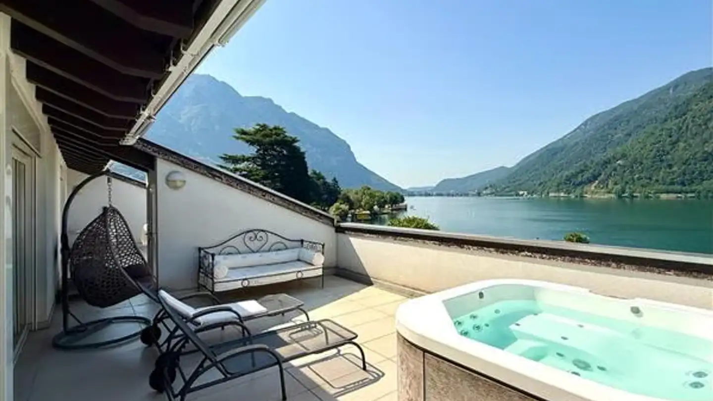 Penthouse for sale - 6818 Melano