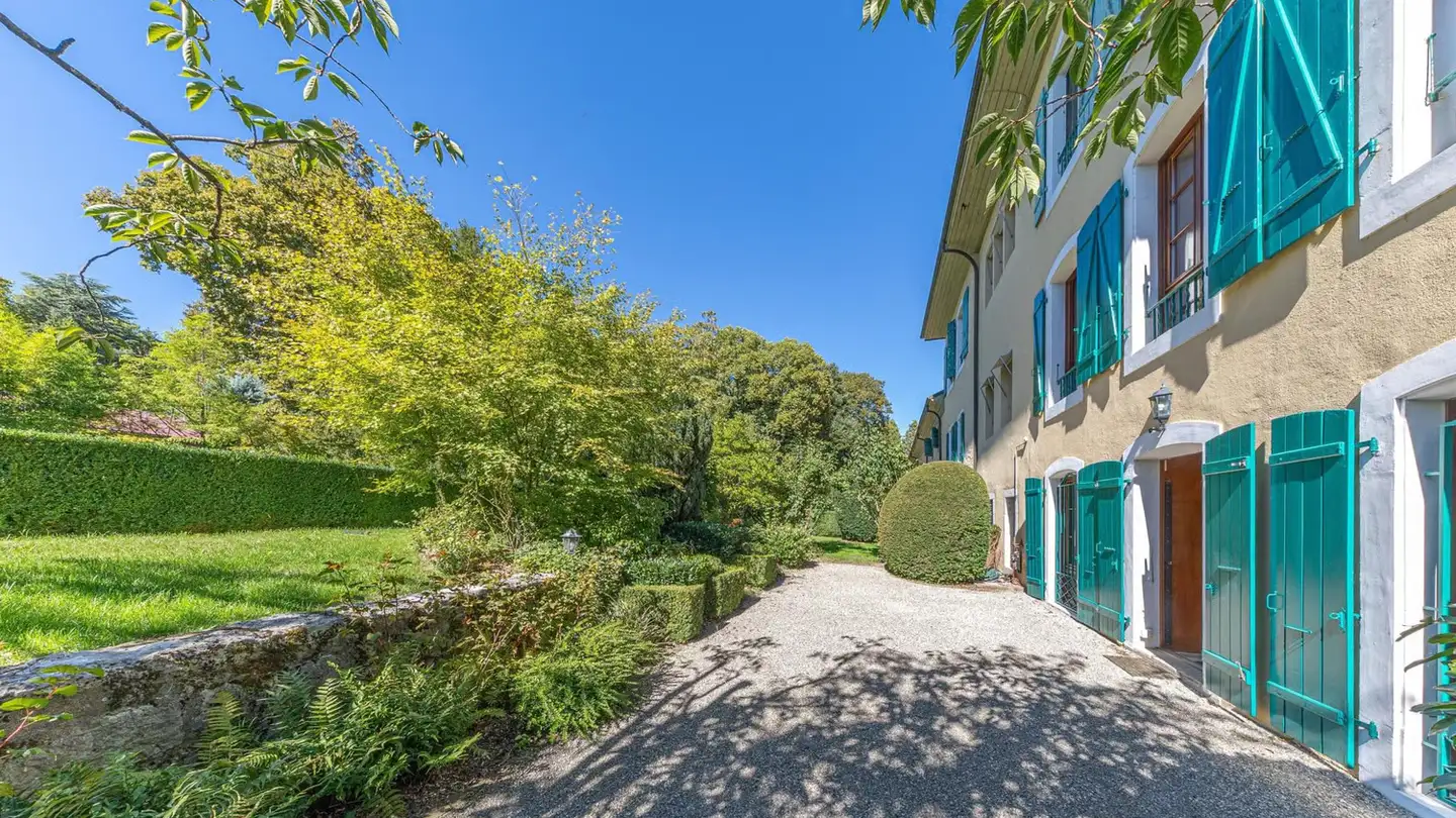 Duplex for sale - 1242 Satigny