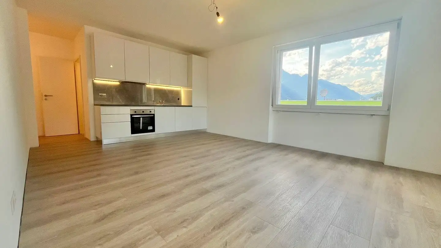 Wohnung mieten - Via Cantonale 22, 6532 Castione