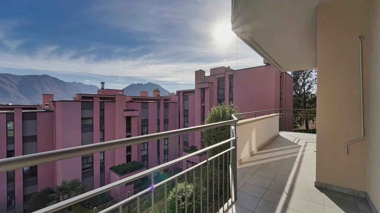 Wohnung mieten - Via Dott. Giov. Polar., 6932 Breganzona