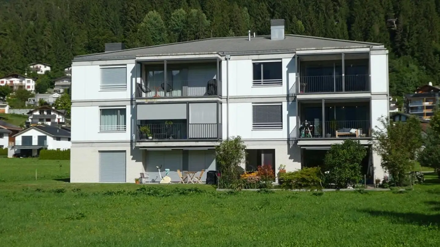 Appartamento ammobiliato in vendita - Via Cons, 7031 Laax GR