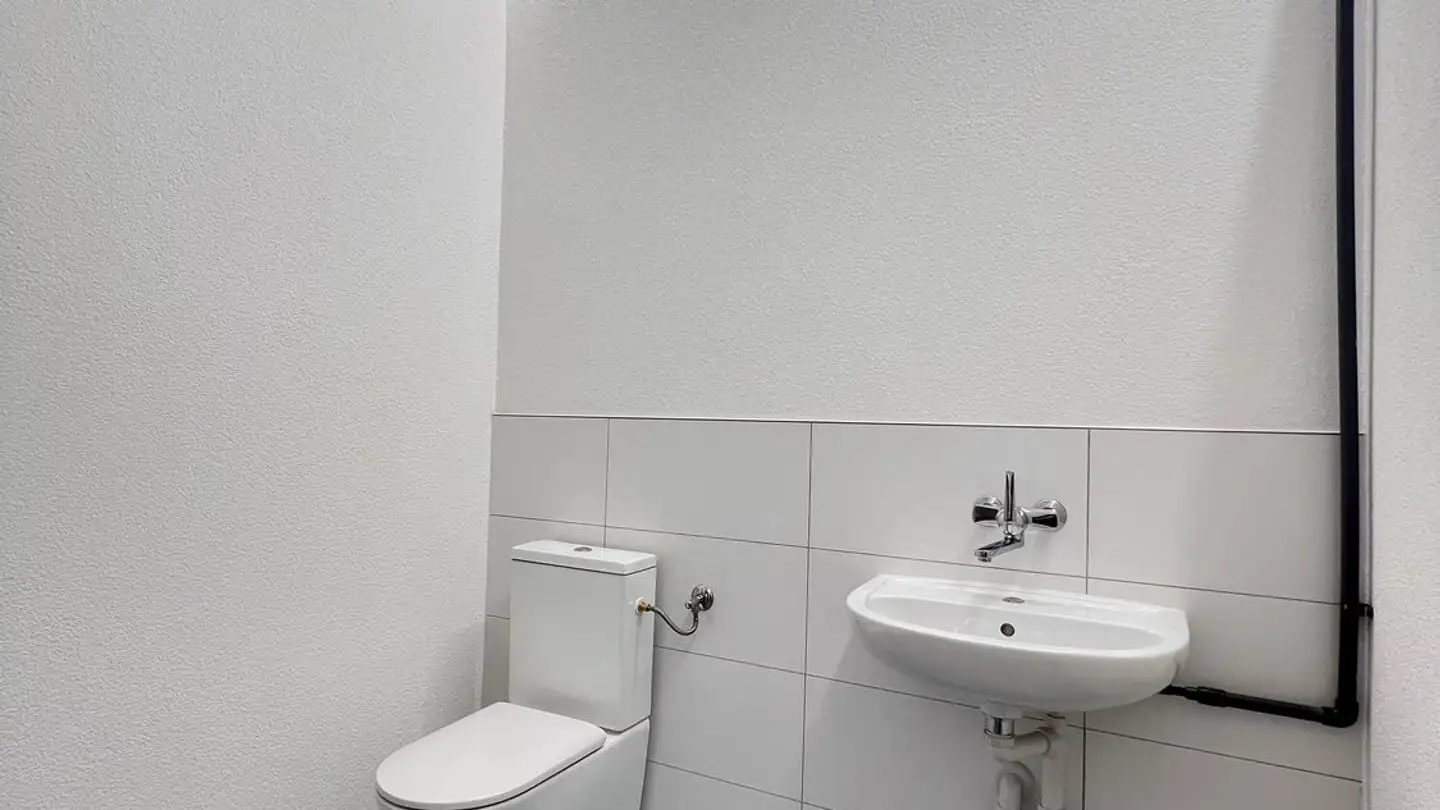 Commercial for rent - Centralstrasse 4, 2540 Grenchen - Photo 4