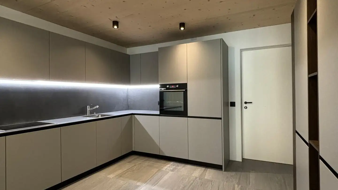 Apartment for rent - Via Al Foss 35, 6557 Cama - Photo 2