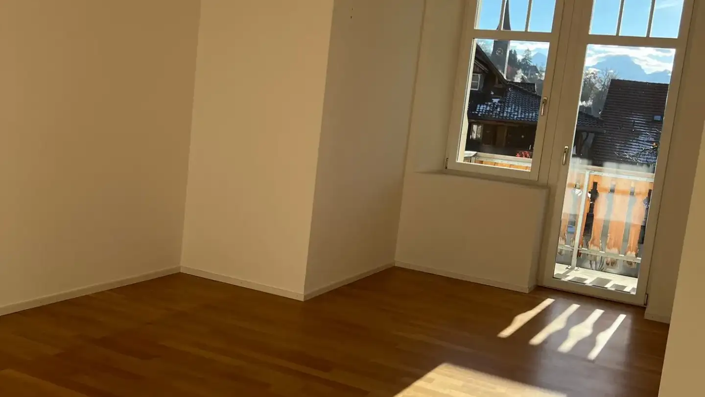 Wohnung mieten - Staatsstrasse 16, 3652 Hilterfingen - Foto 3