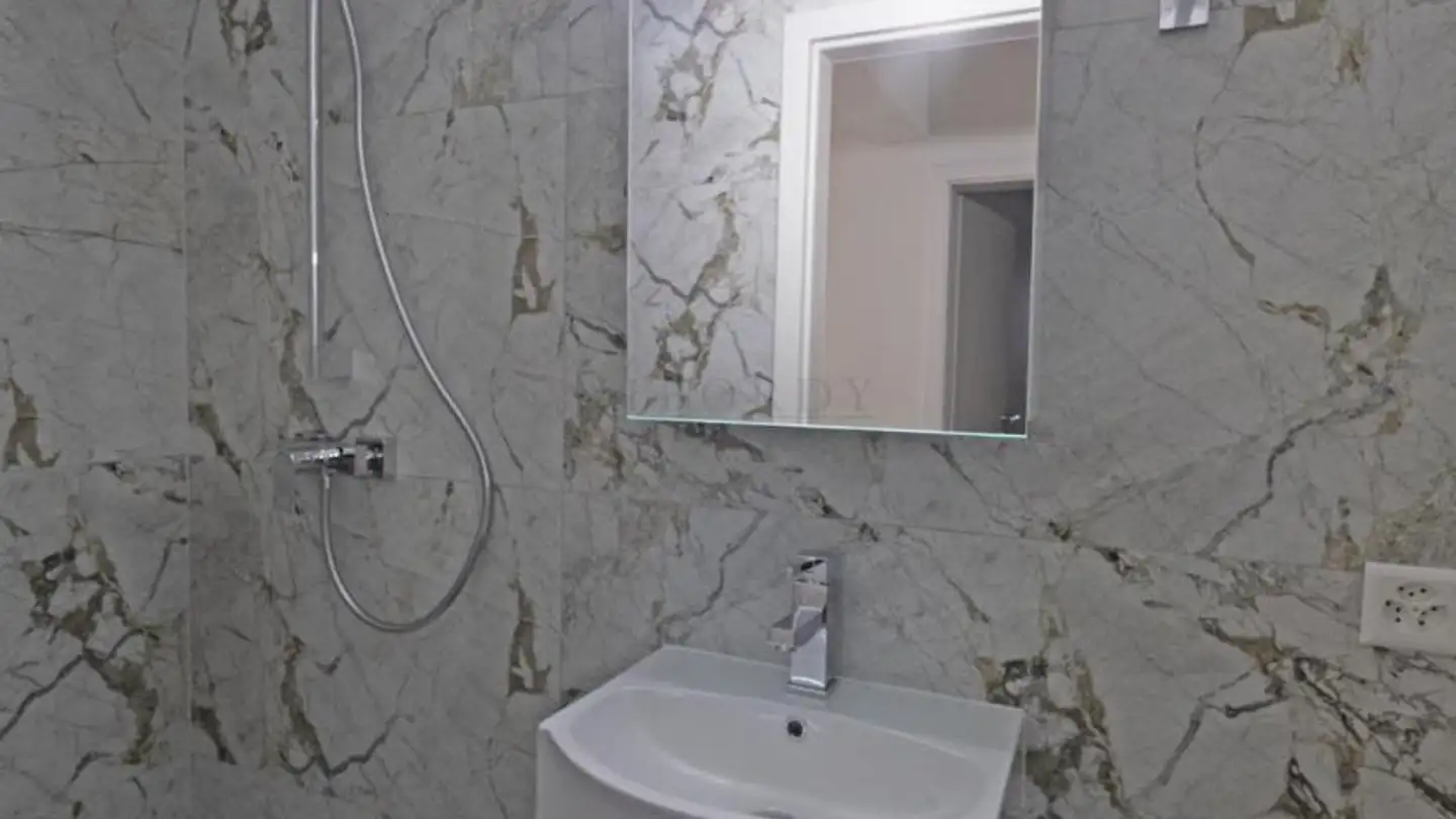 Single house for rent - 1293 Bellevue - Photo 4