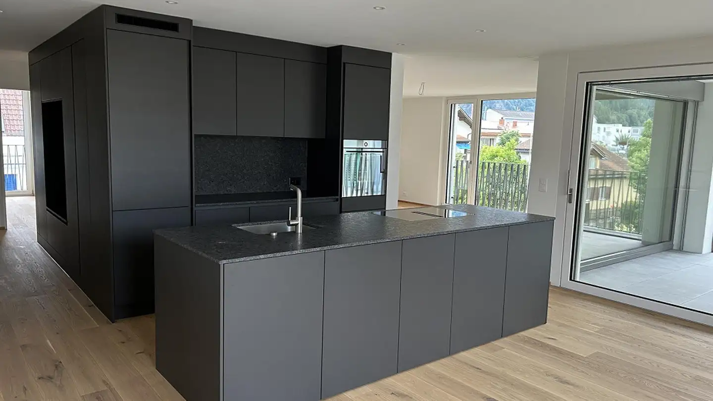 Apartment for rent - Dorfstrasse 24, 7402 Bonaduz - Photo 2