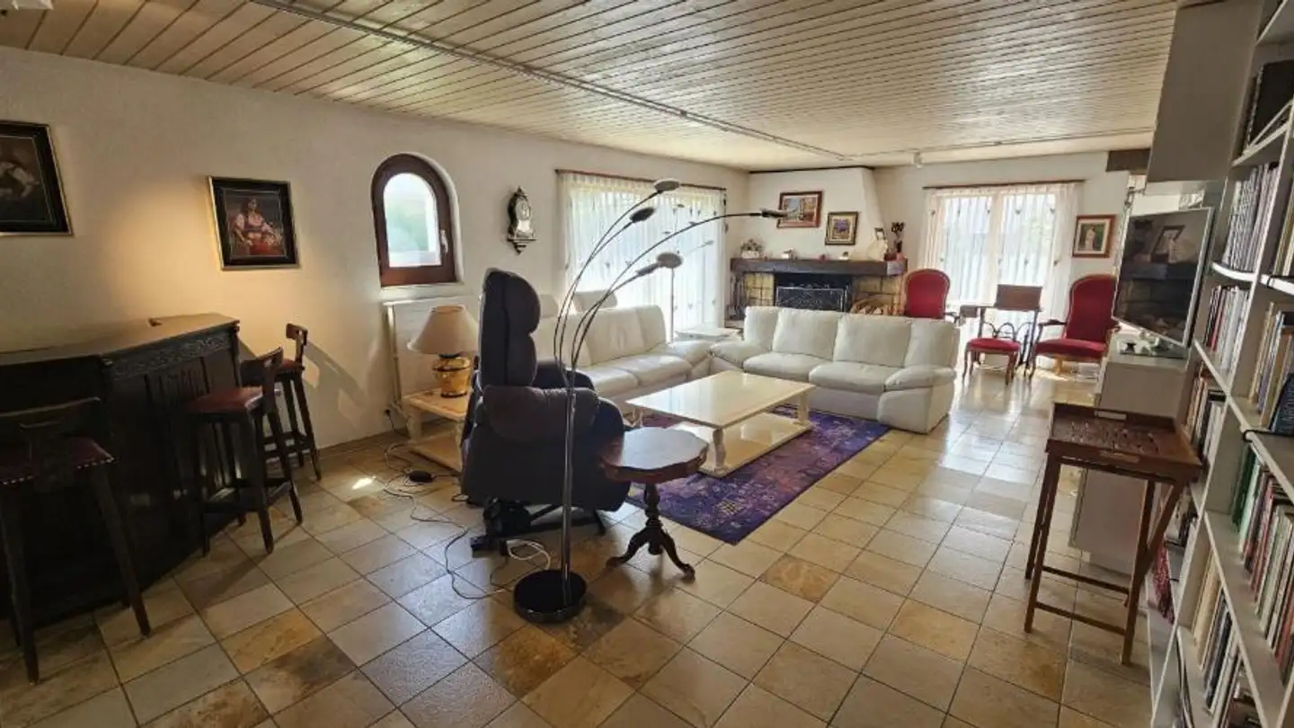 Single house for sale - 2740 Moutier - Photo 3