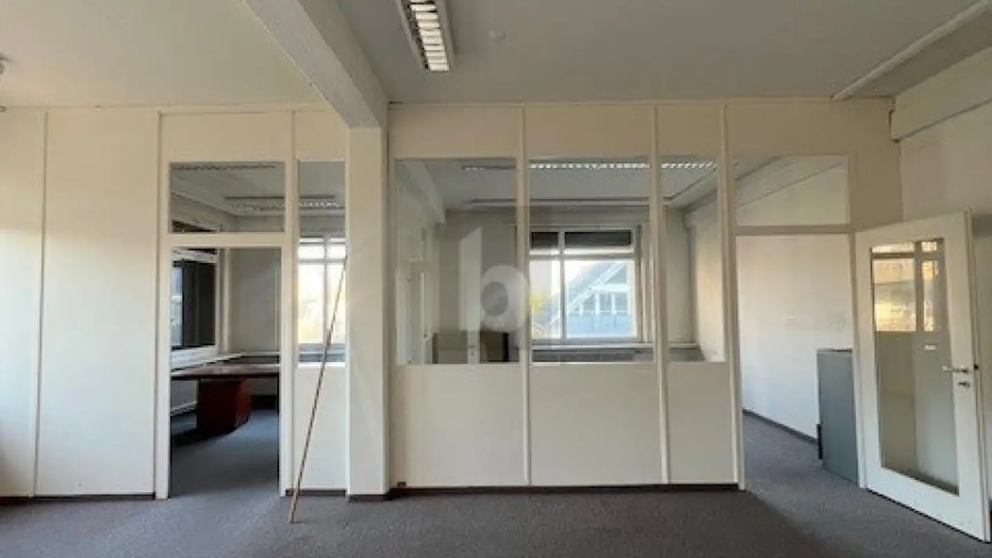 Spazio ufficio in affitto - 8197 Rafz - Photo 3