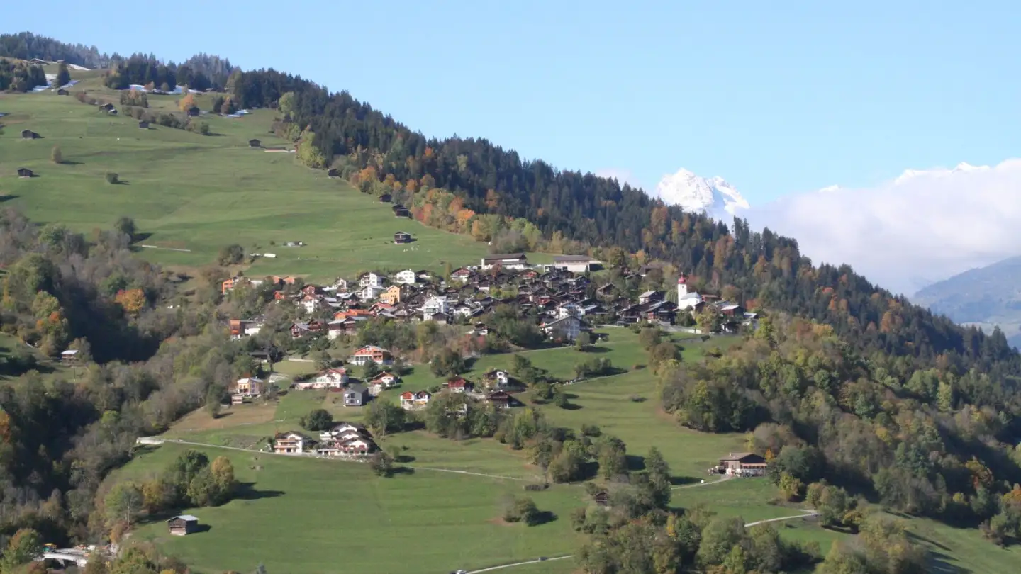 Constructible plot for sale - Via Sutcurtgins, 7141 Luven