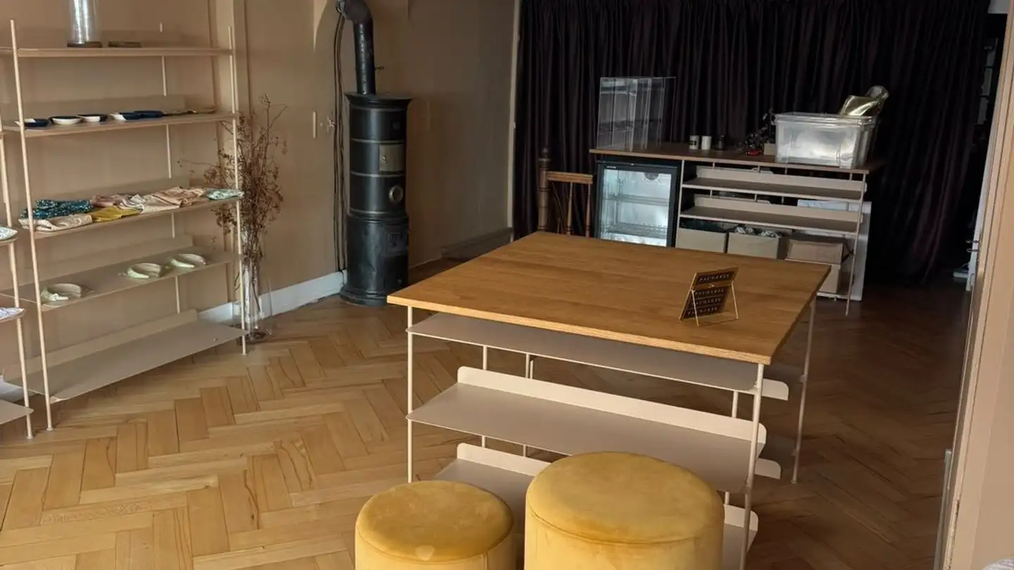 Commercial for rent - Neumarkt, 8001 Zürich - Photo 2