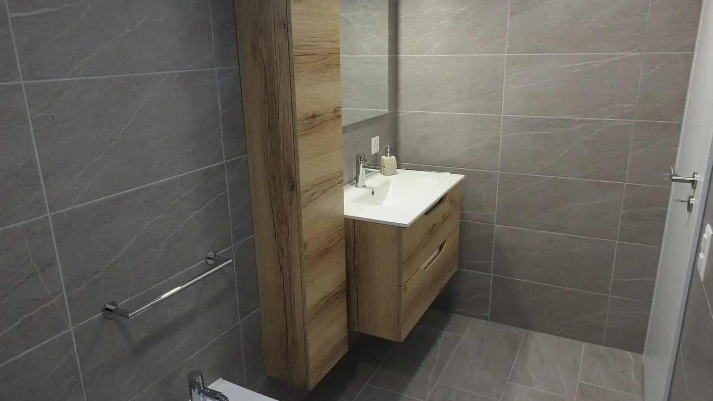 Appartement à louer - Via Lucomagno 93, 6710 Biasca - Photo 4