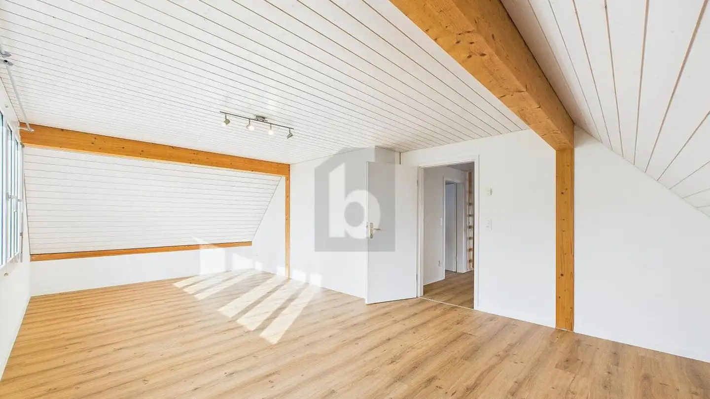 Dachgeschosswohnung mieten - 4514 Lommiswil - Foto 3