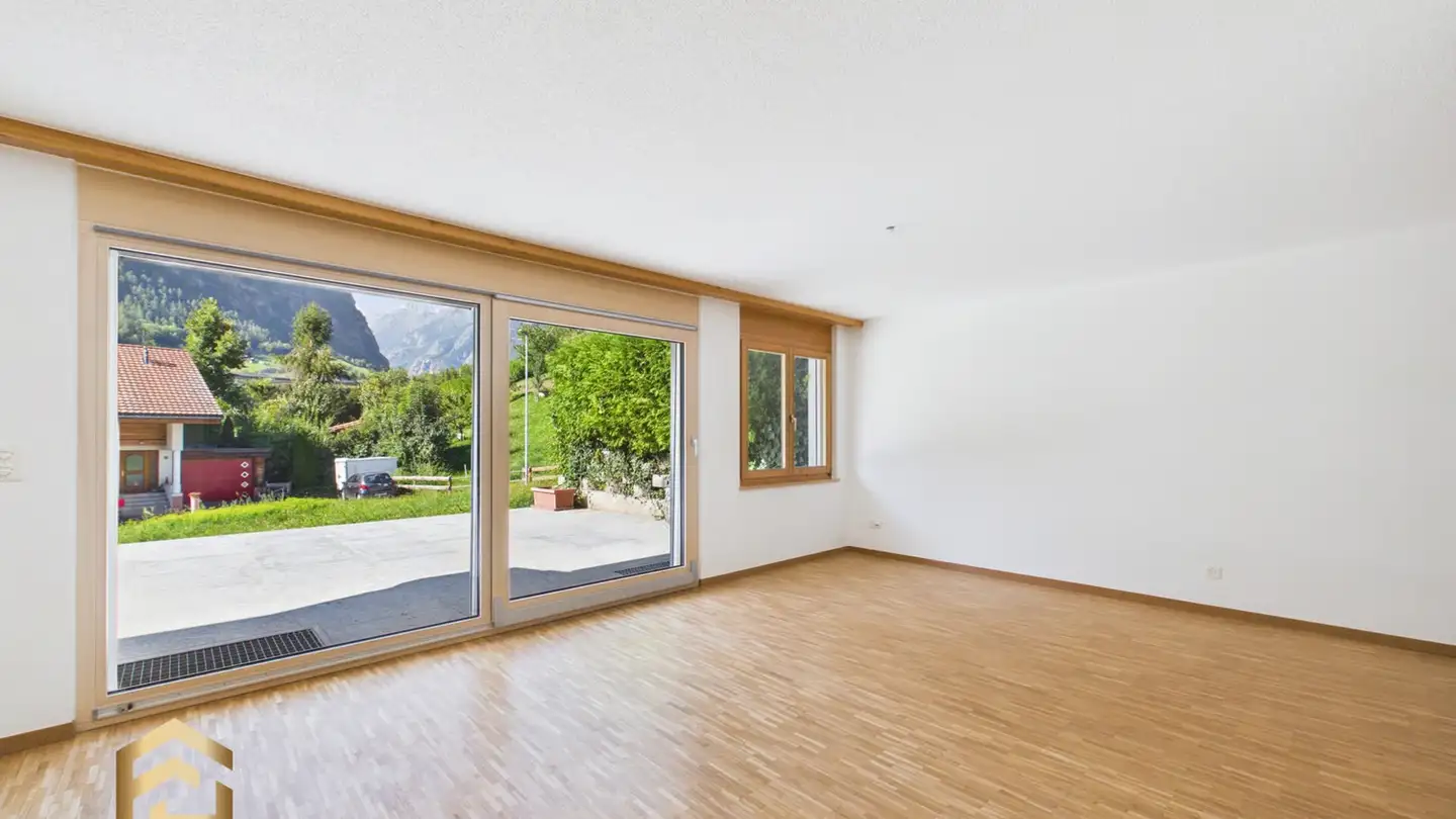 Row house for sale - 3922 Stalden VS - Photo 3