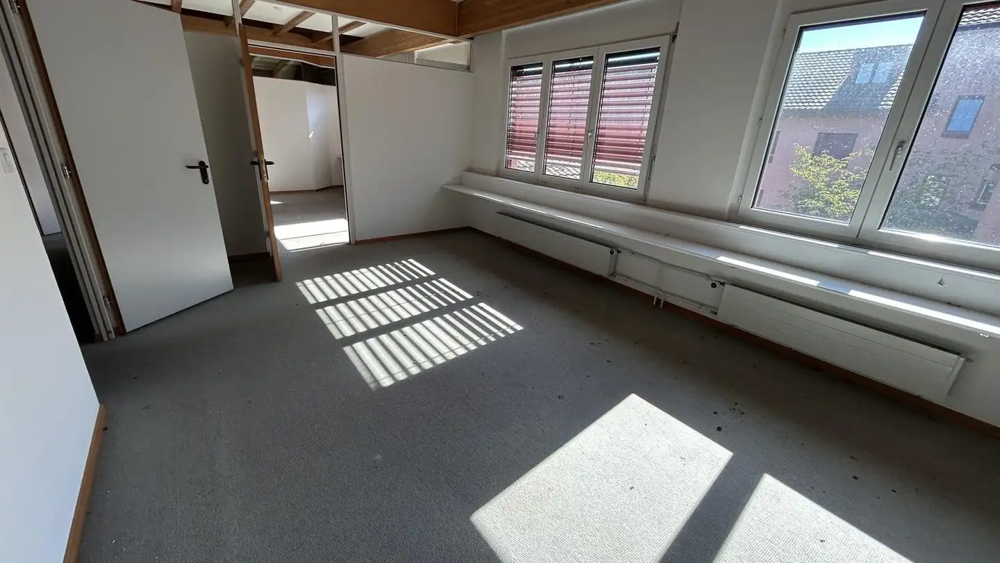 Bureau à louer - Aeschstrasse 6b, 8127 Forch - Photo 4