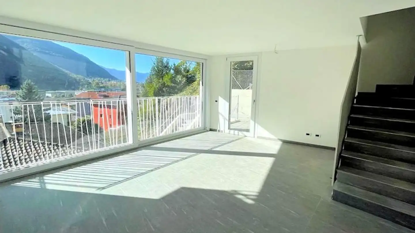 Appartement à louer - Via Del Battistone, 6533 Lumino - Photo 2