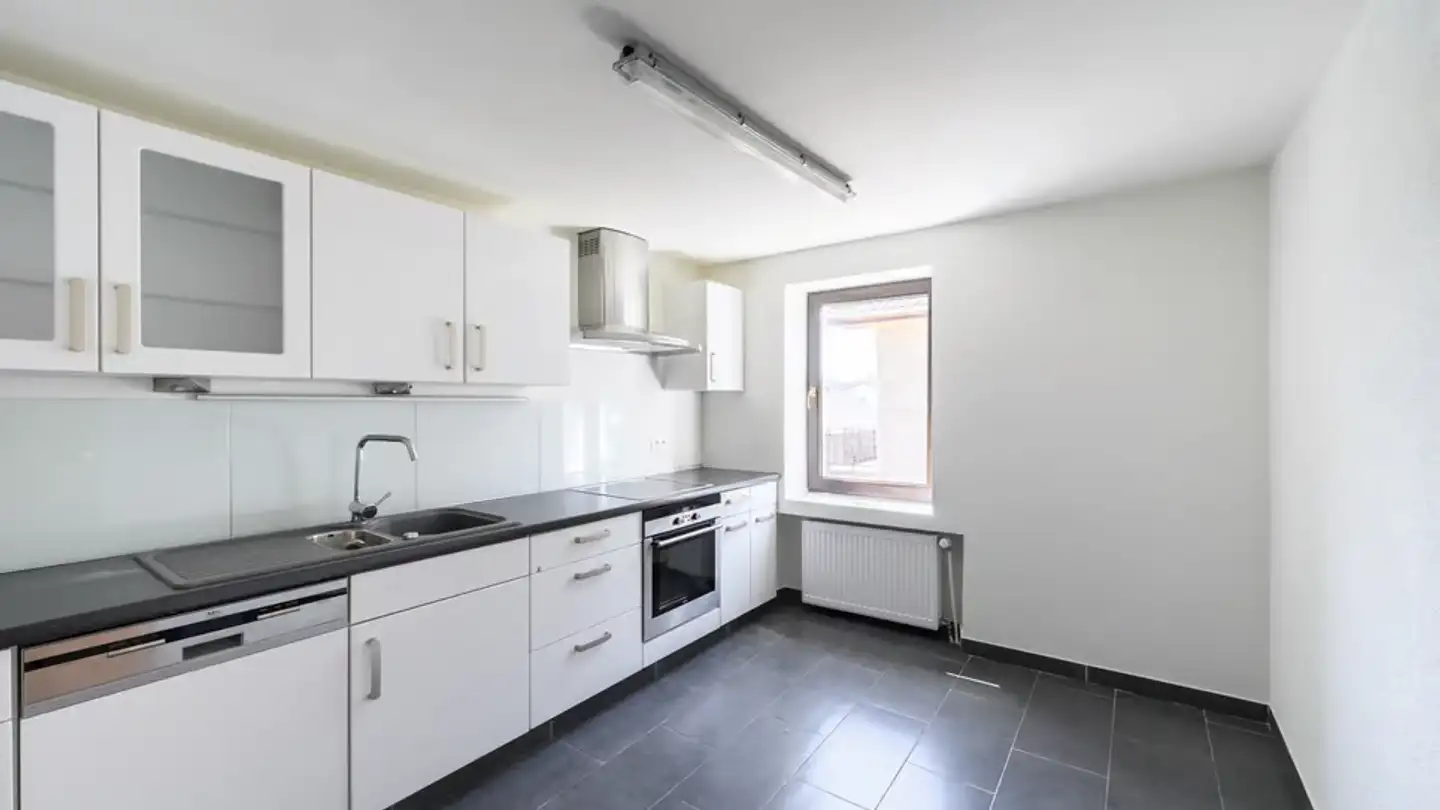 Appartement à louer - Place De La Gare 5, 2735 Malleray - Photo 3