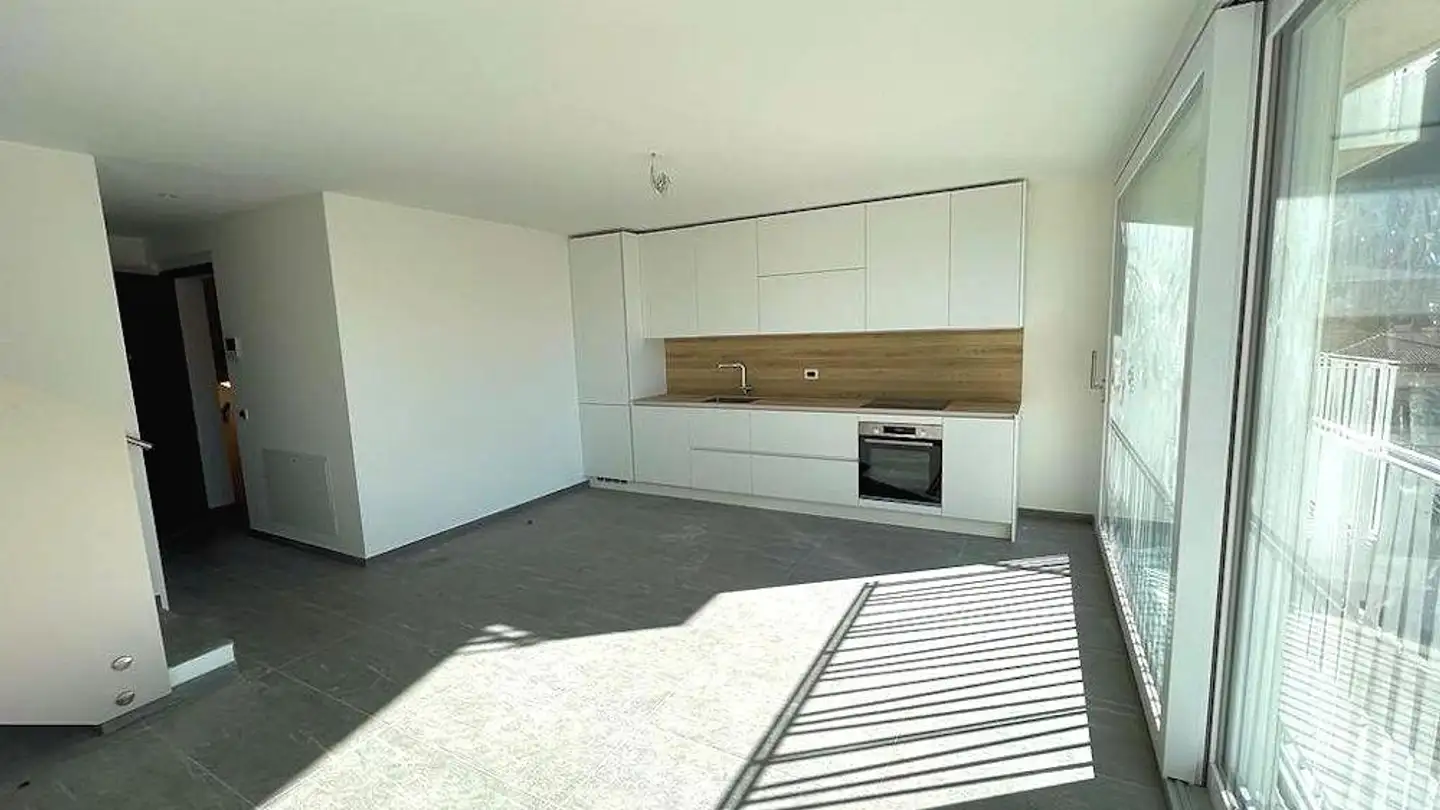 Appartement à louer - Via Del Battistone, 6533 Lumino - Photo 4