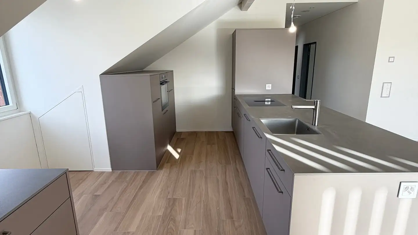 Dachgeschosswohnung mieten - Lenzburgerstrasse 78, 5504 Othmarsingen