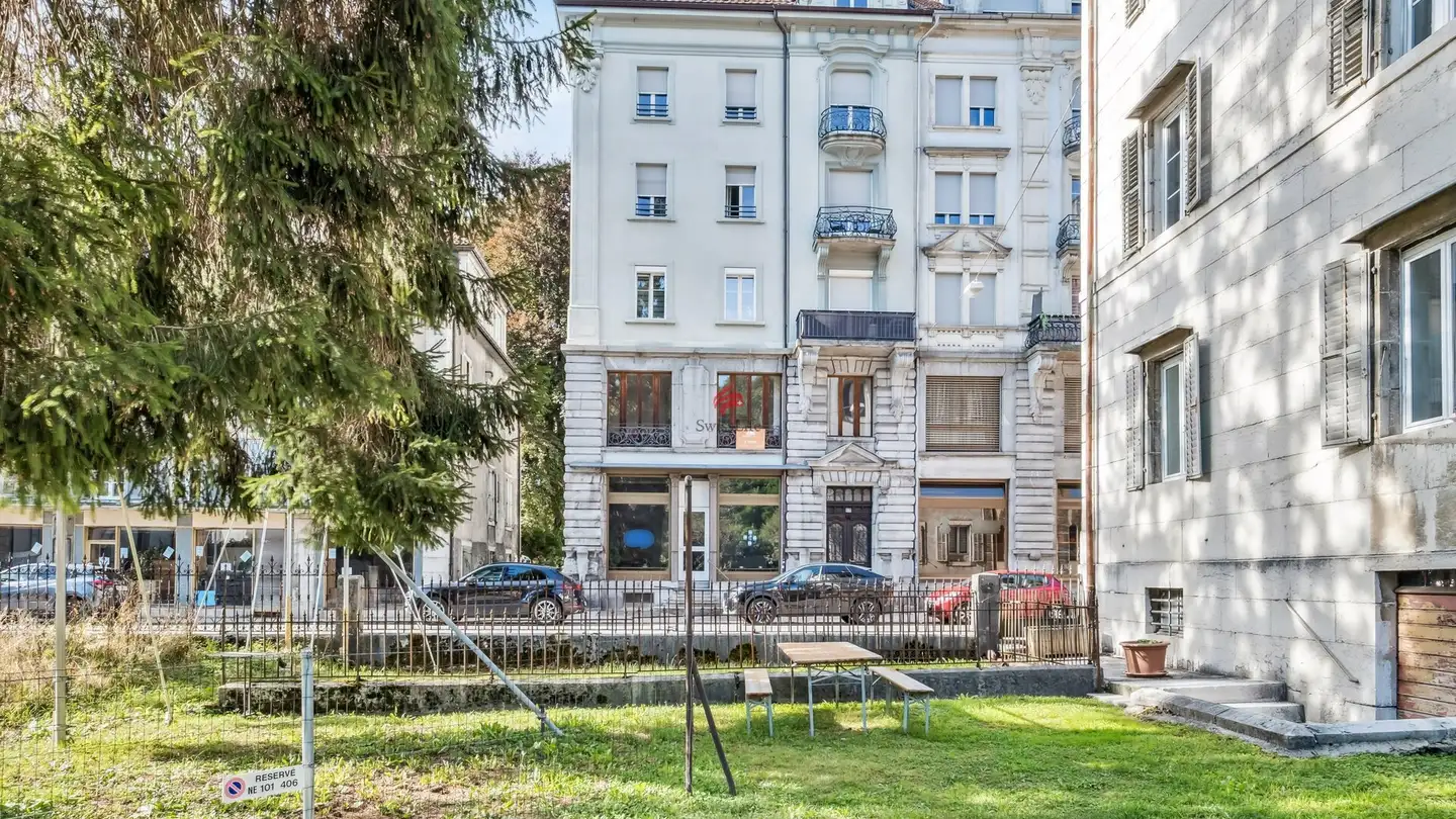 Mehrfamilienhaus kaufen - Rue De France 4, 2400 Le Locle