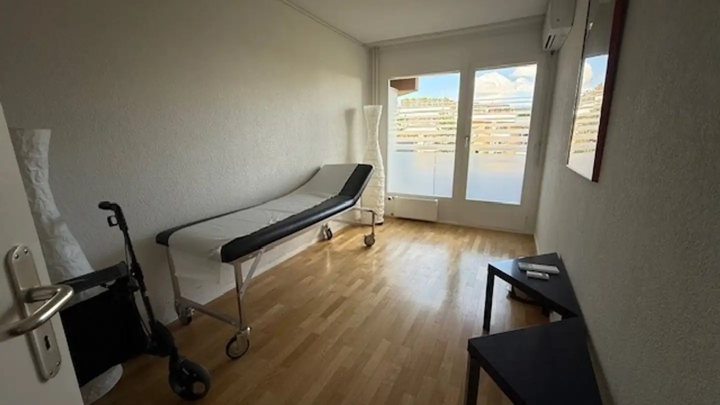 Mischgenutztes Gebäude mieten - Avenue Alfred-Cortot 7e, 1260 Nyon