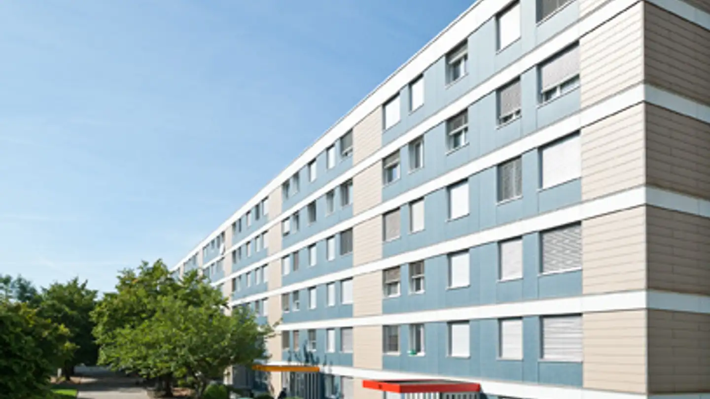 Outdoor parking space for rent - Marktstrasse, 4512 Bellach - Photo 2