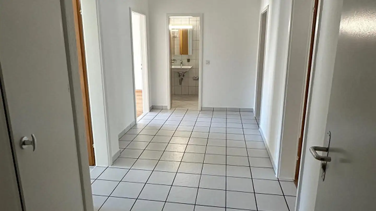 Appartement à louer - Gassa Sutò 6, 7013 Domat/Ems - Photo 4