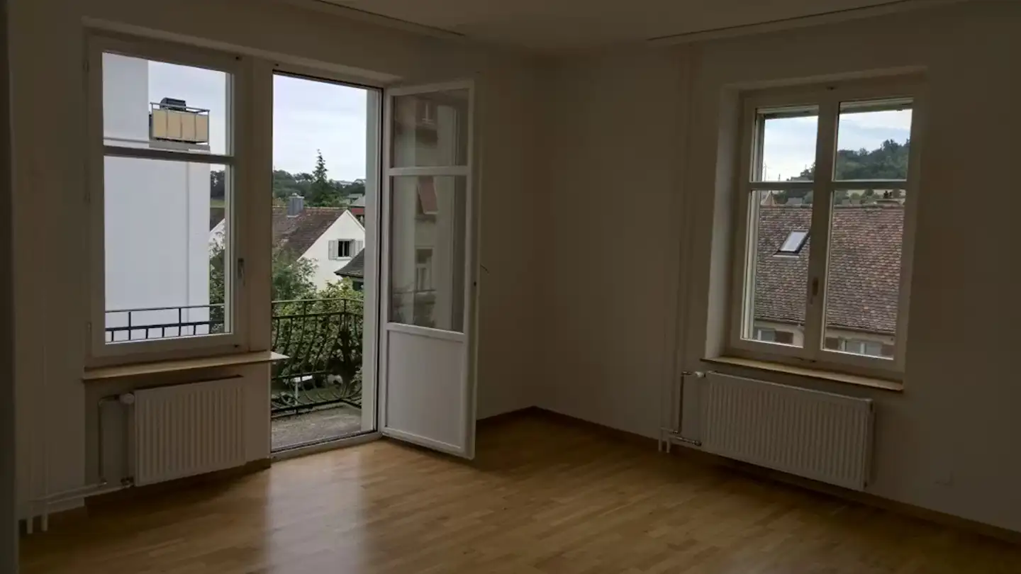 Apartment for rent - Zentralstrasse, 8212 Neuhausen am Rheinfall - Photo 2