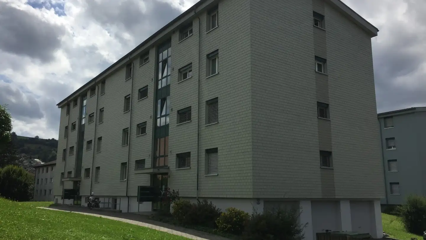 Commercial à louer - Fluhmattstrasse 3, 6033 Buchrain - Photo 2