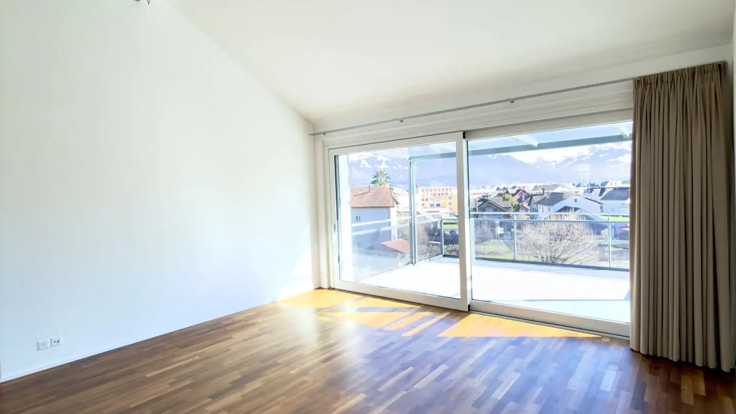 Attique à louer - Zürcherstrasse, 8856 Tuggen - Photo 2