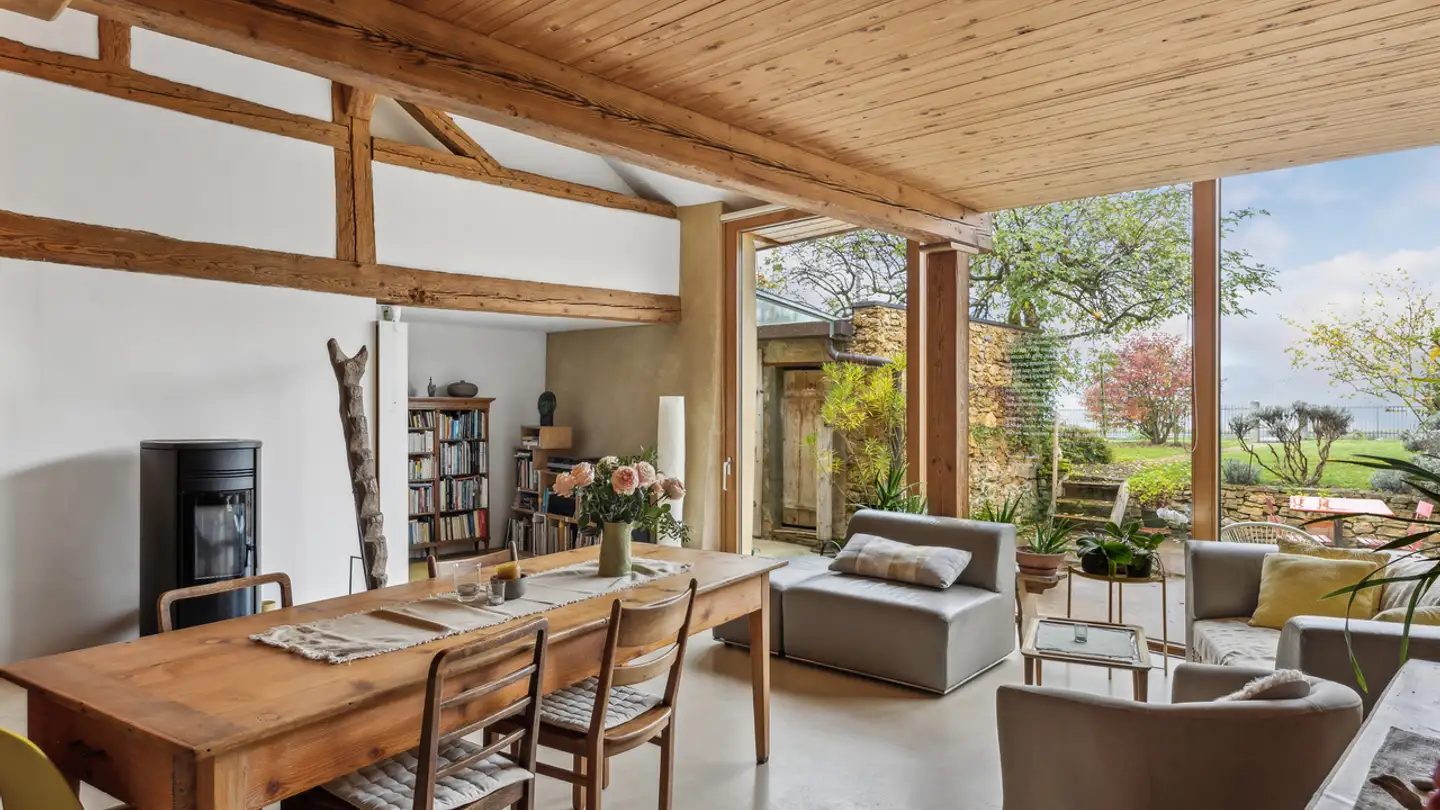 Single house for sale - 1424 Champagne