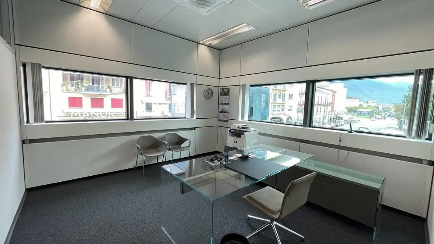 Office space for rent - Piazza Grande 3, 6600 Locarno - Photo 4