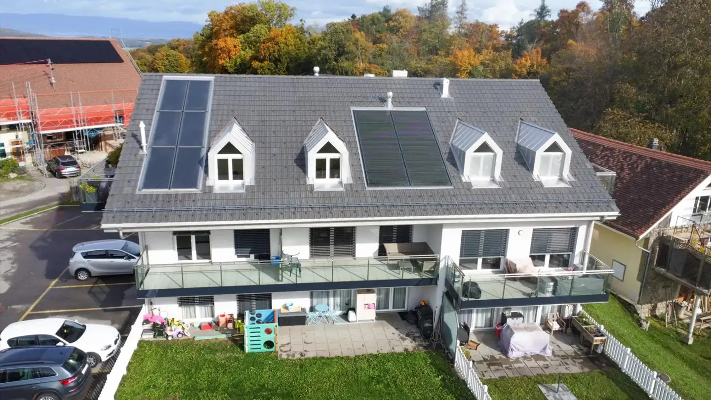 Mixed-use building for sale - 1682 Cerniaz VD
