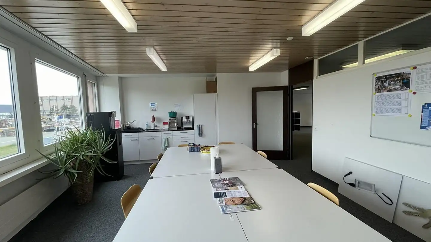 Bürofläche mieten - Hertistrasse 8, 8304 Wallisellen - Foto 4