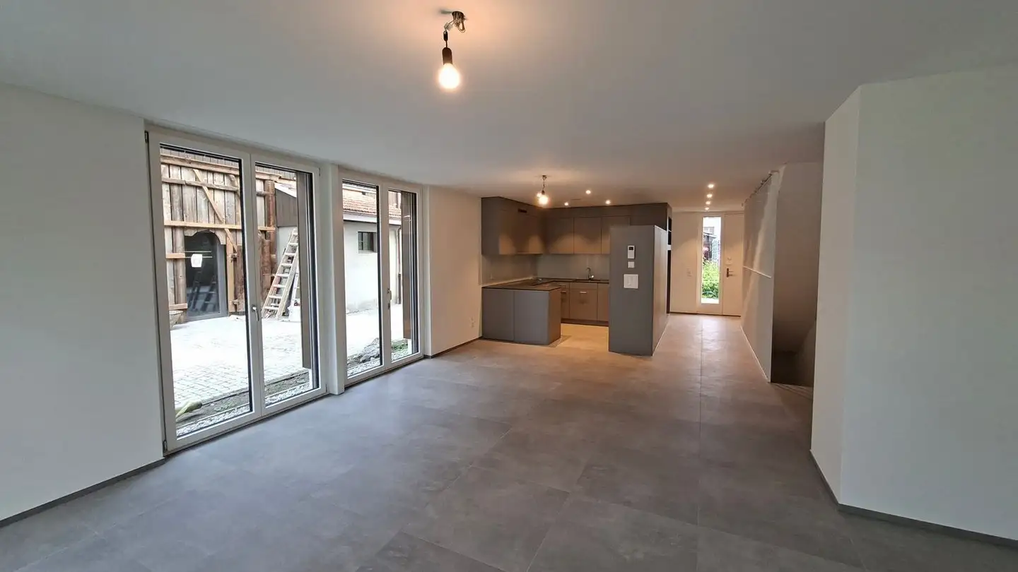 Casa bifamiliare in affitto - Zürichstrasse 54, 8606 Nänikon - Photo 3