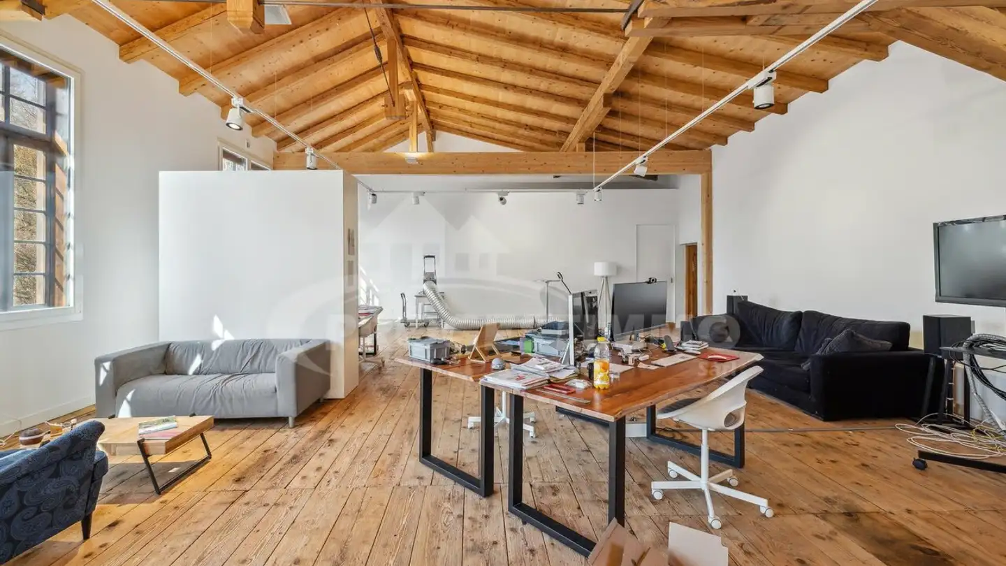 Office space for sale - 1863 Le Sépey