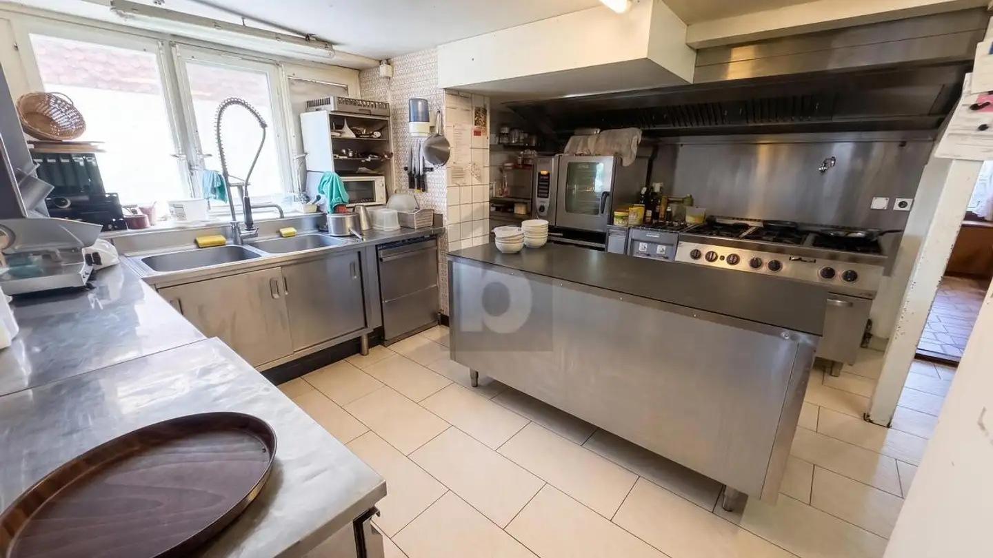 Mixed-use building for sale - 1535 Combremont-le-Grand - Photo 4