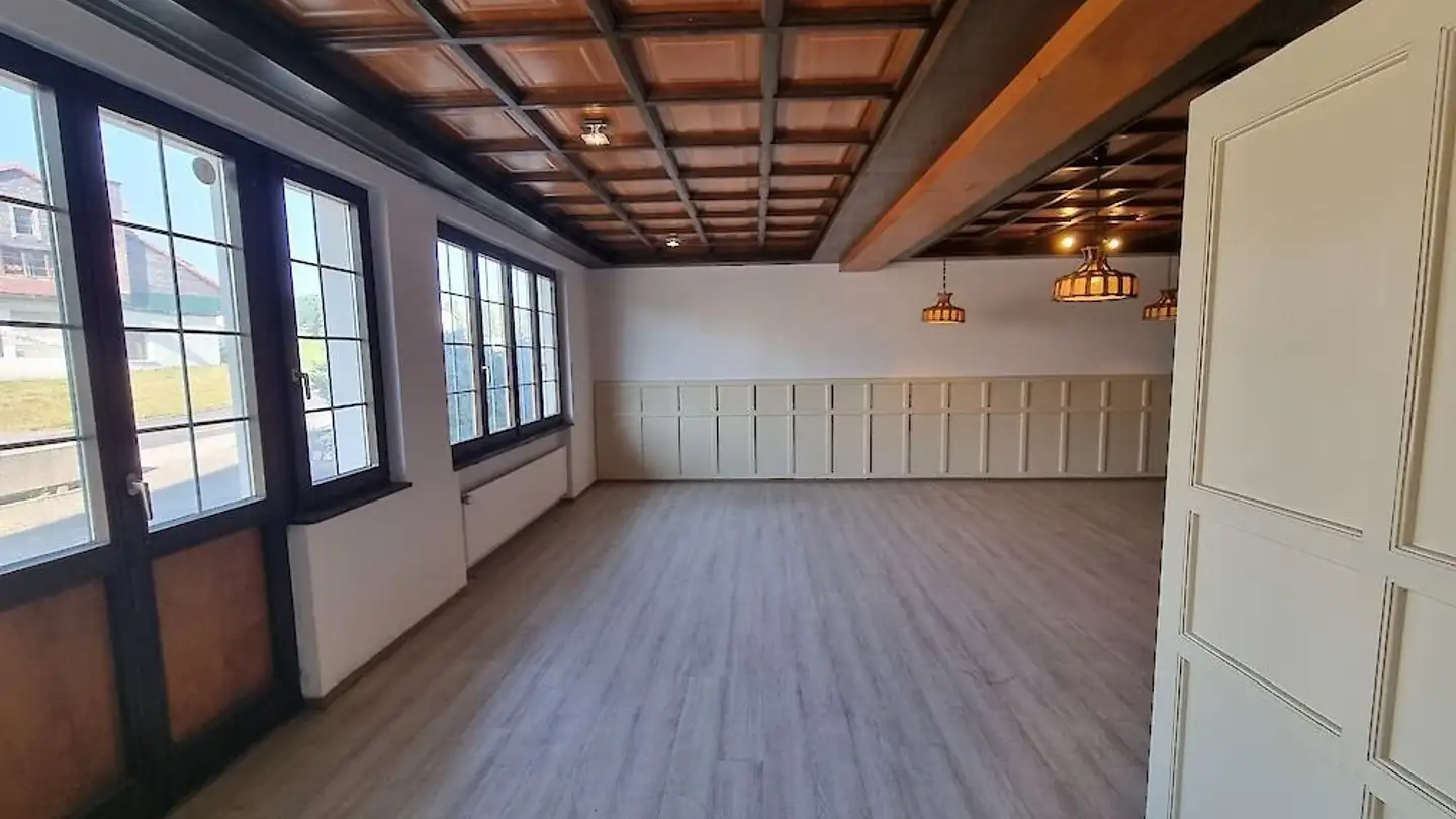 Commercial à louer - Niederried 2, 1716 Oberschrot - Photo 3