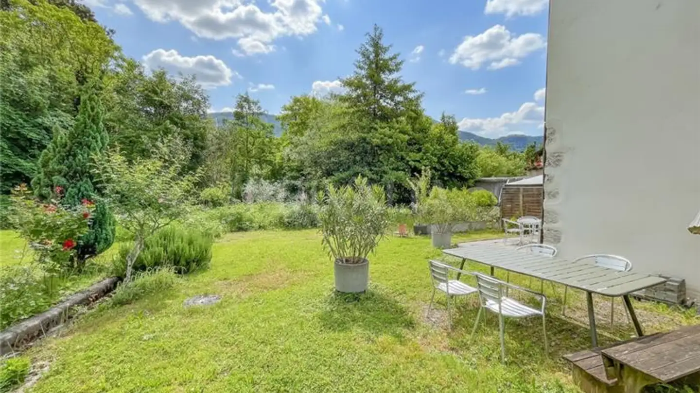 Single house for sale - 1256 Troinex