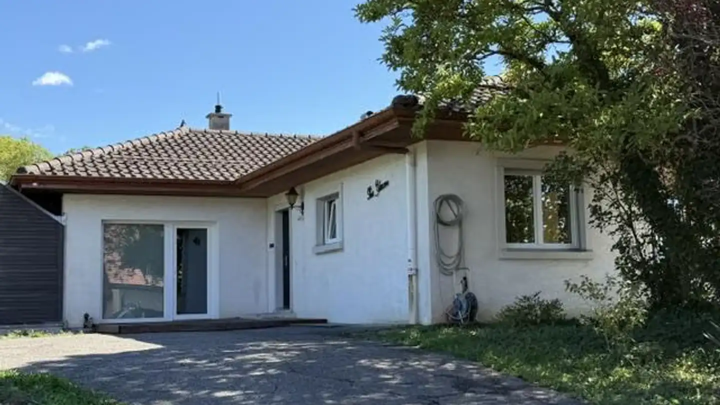 Appartement à louer - Rue De La Tour 46, 1263 Crassier - Photo 2