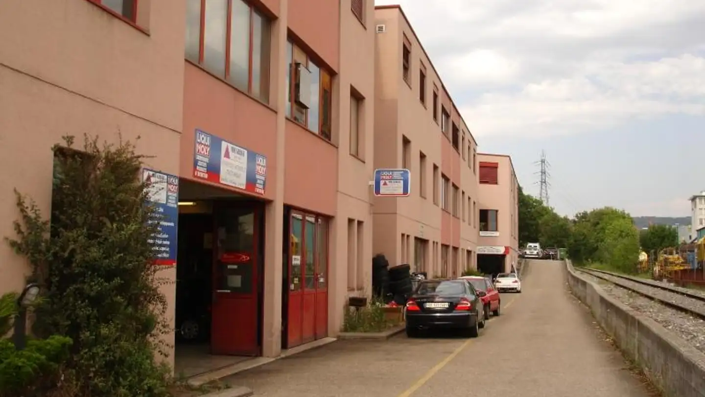 Commercial à louer - Chemin De Bas-De-Plan, 1030 Bussigny