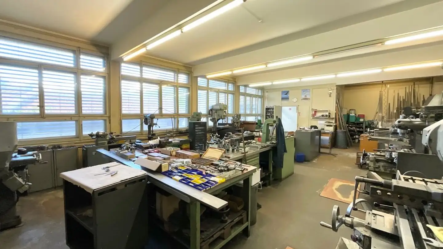 Workshop for rent - Rue De La Vignette 13, 2613 Villeret